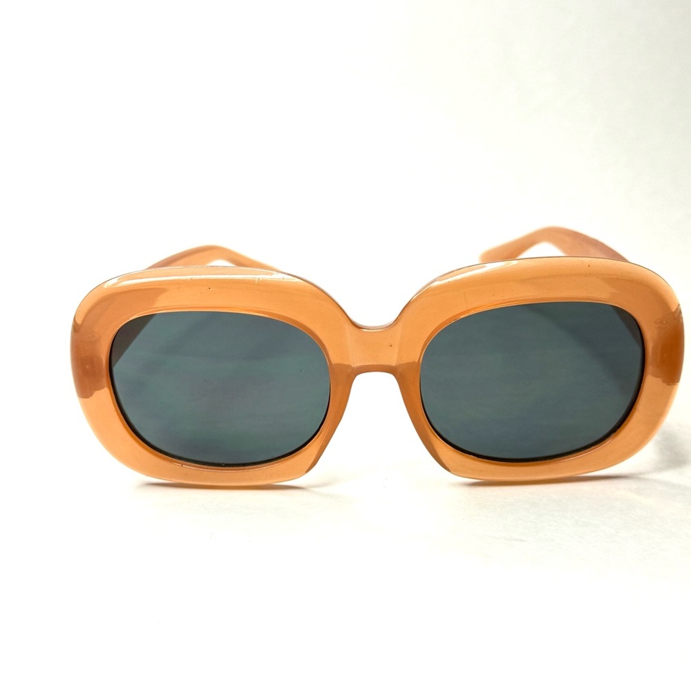Chic Tangerine Oval Style Sunglasses - Picture 6 of 6